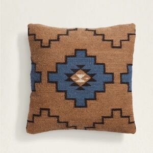 Pendleton Steps to the Sky Tierra Square Pillow  22 x 22